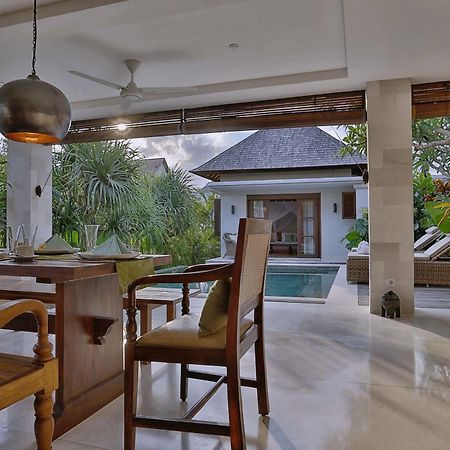 Villa Nikara Kuta  Bagian luar foto