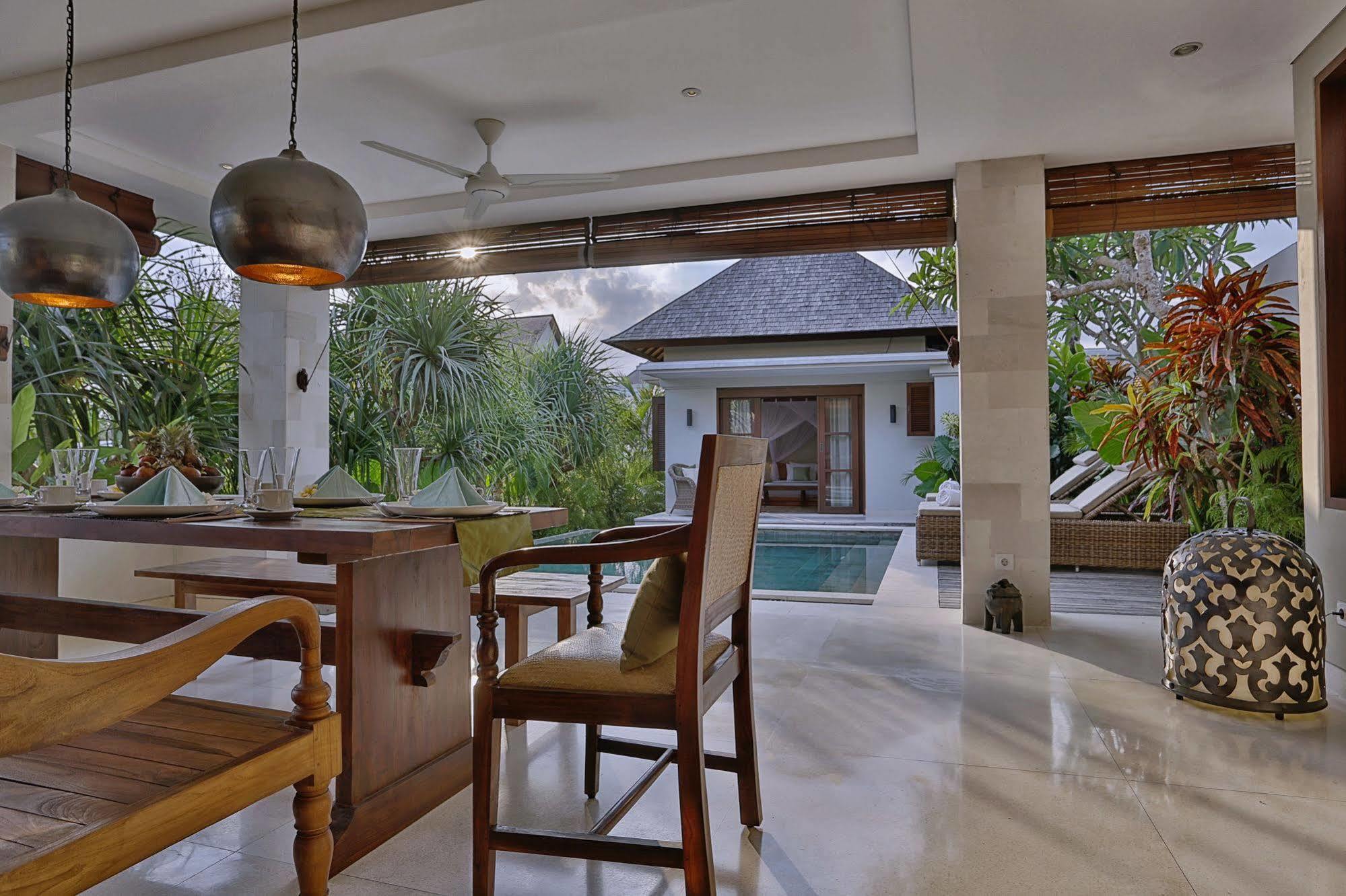 Villa Nikara Kuta  Bagian luar foto